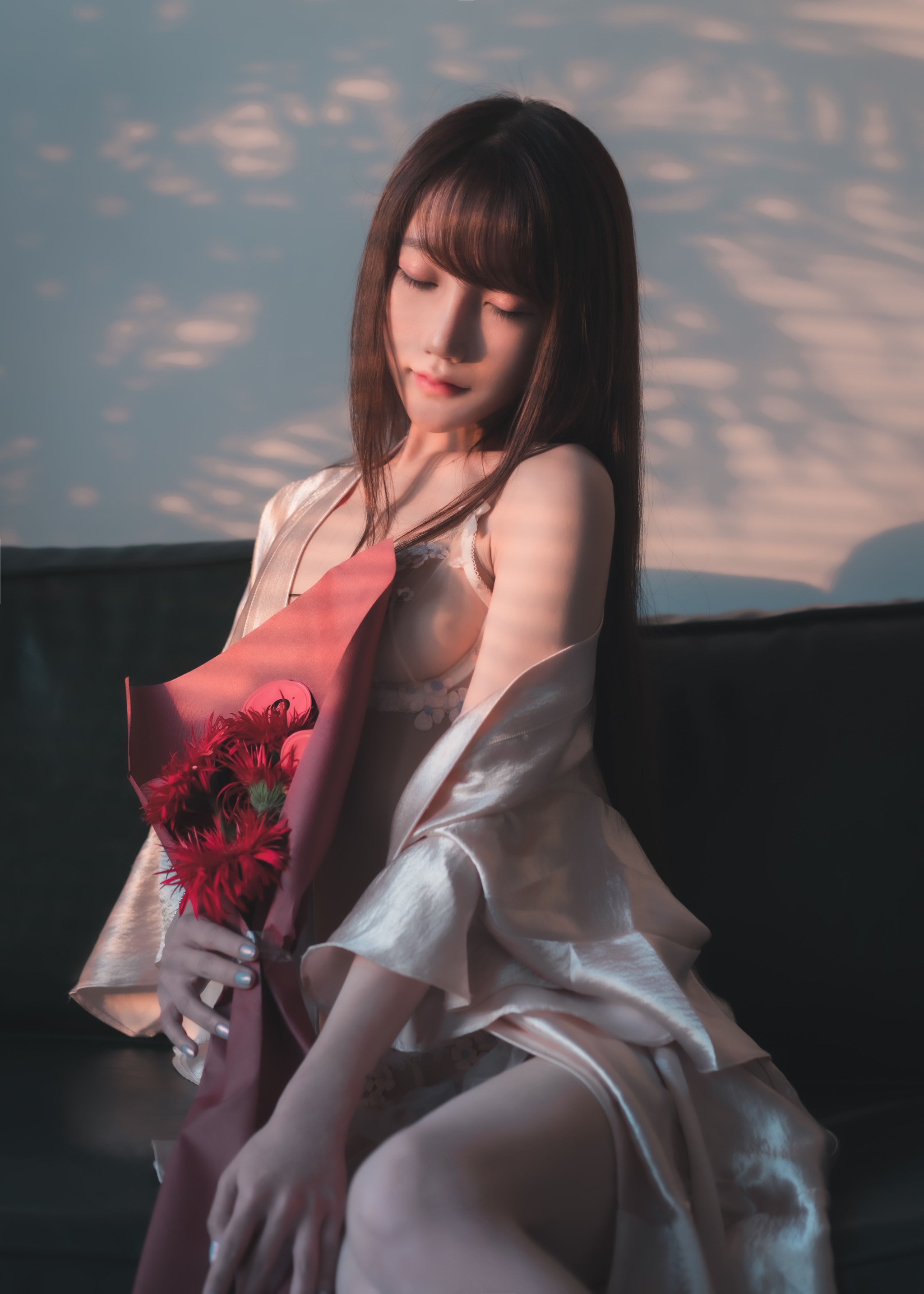 图片[1]-星野咪兔 – NO.010 花吃了那女孩 [20P]-XikXak